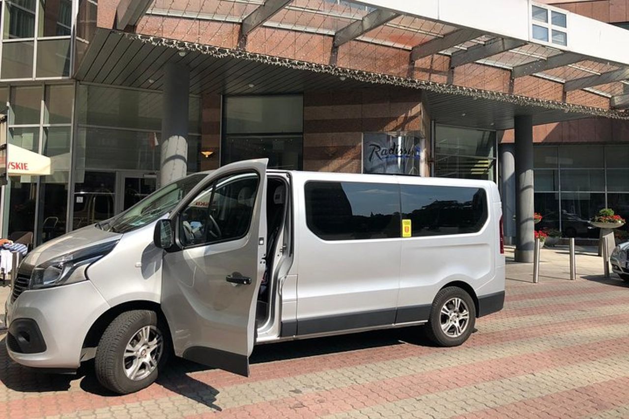 Taxi dall'aeroporto di Danzica al centro città (città vecchia di Danzica) — 3