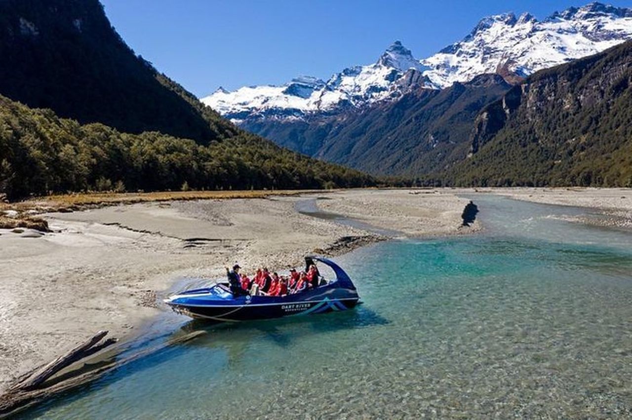 Dart River Jet Boat e esperienza nella natura selvaggia — 4