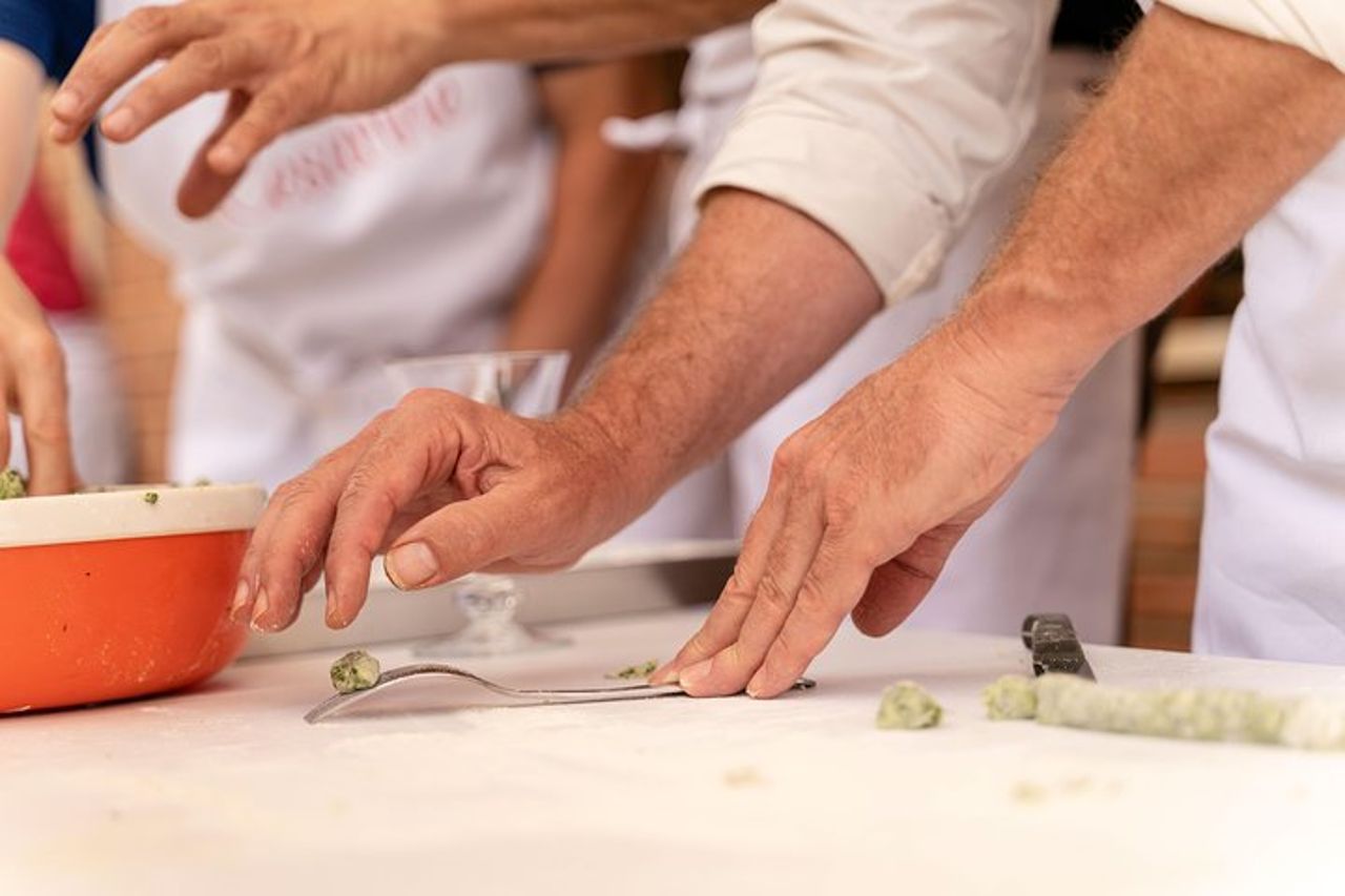 Corso di cucina privata con pranzo o cena a Fasano — 5