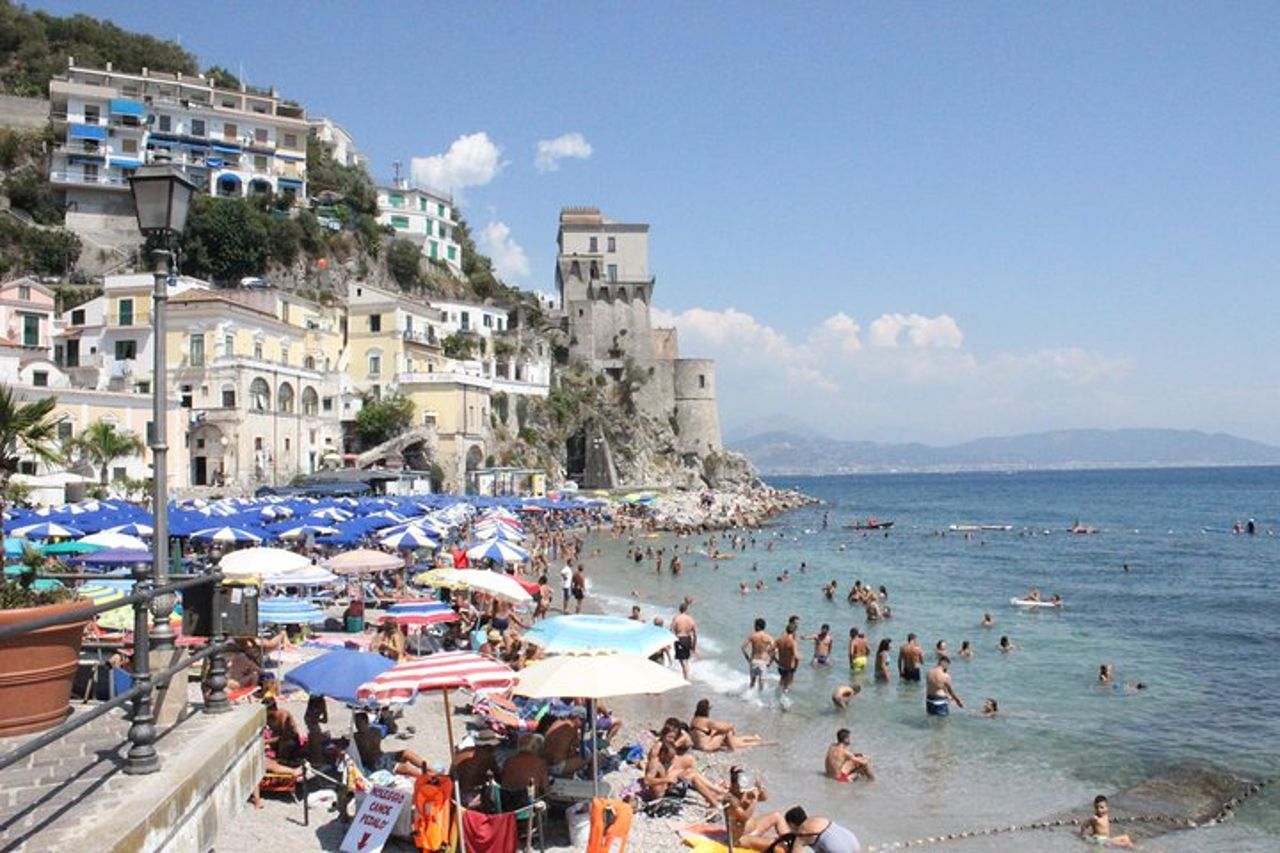 Costiera amalfitana via mare. Positano e Amalfi da Salerno — 3