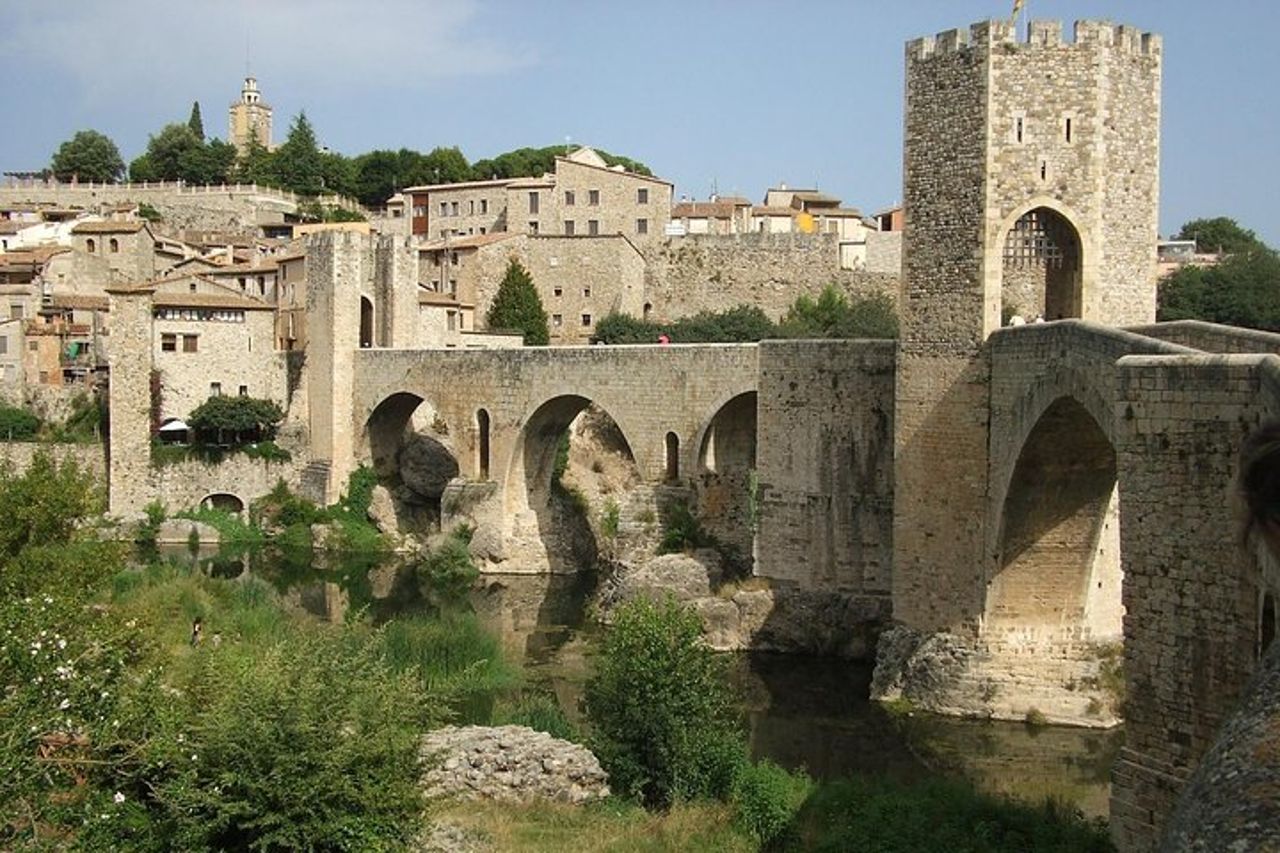 Tour privato di Besalú, Rupit e Vic - Da Barcellona