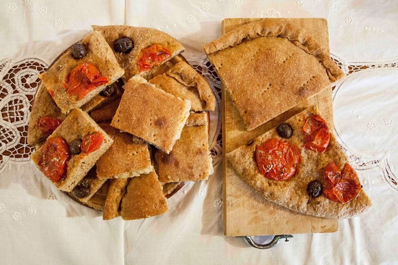 Corso privato di pizza e tiramisù a casa di Cesarina con degustazione ad Asti — 6