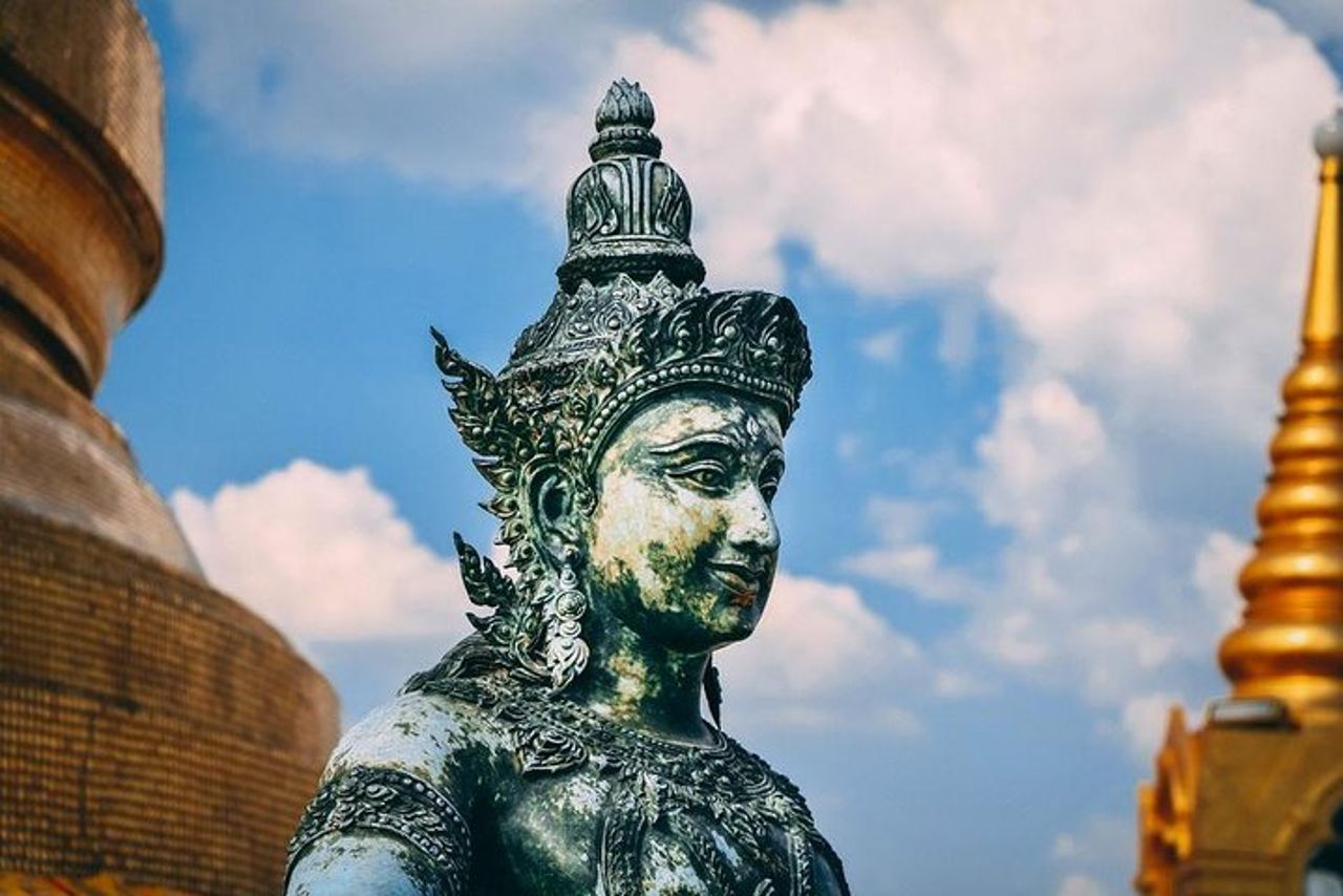 Tempio privato di Bangkok e shopping da Laem Chabang — 3