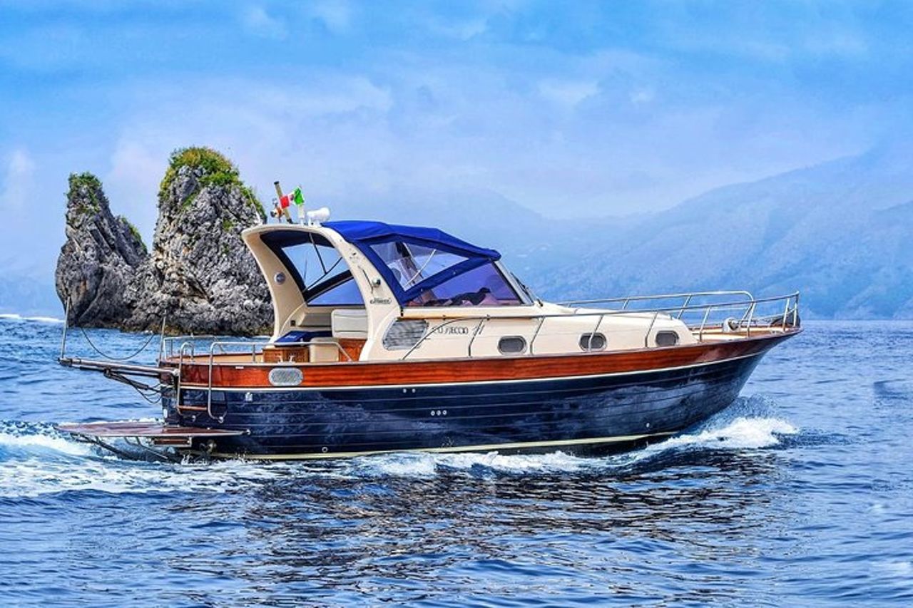 Ischia e Procida private boat tour — 3