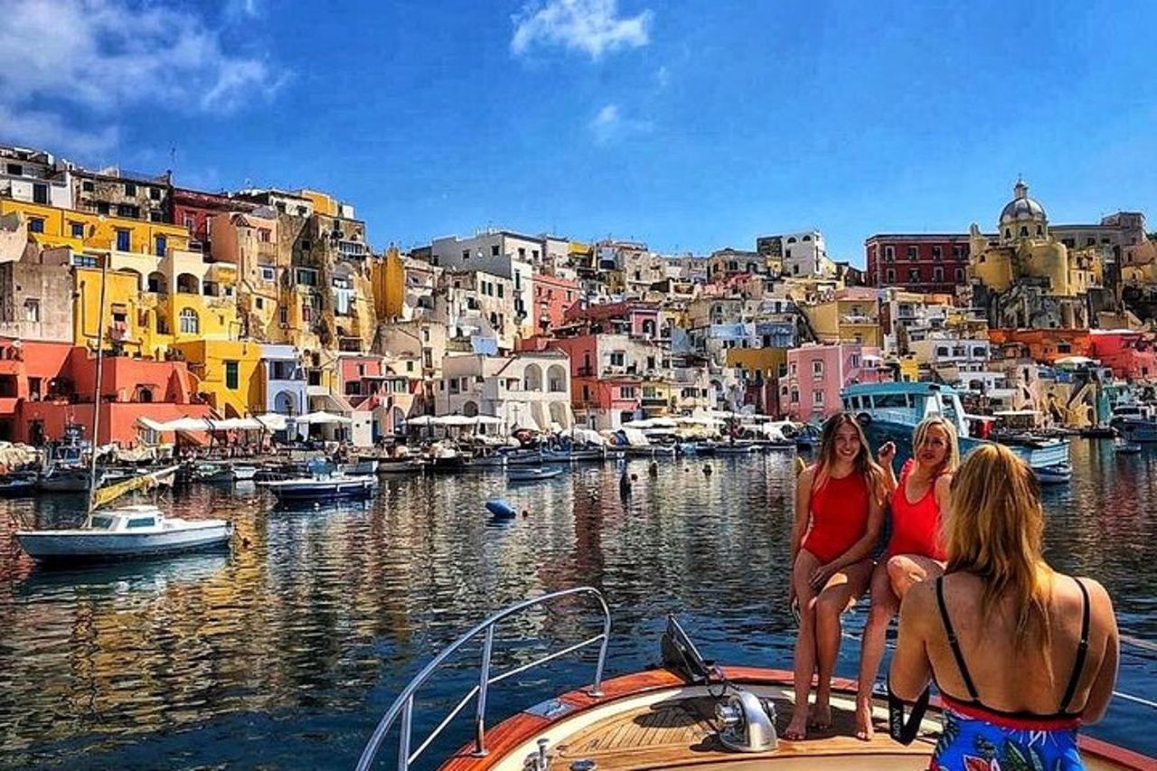 Ischia e Procida private boat tour