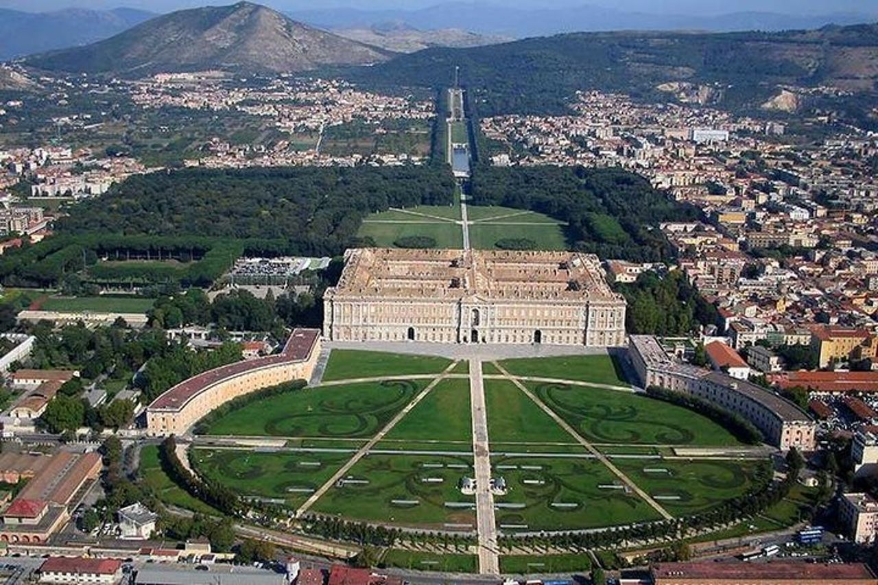 Reggia di Caserta: gita di un giorno da Napoli — 6