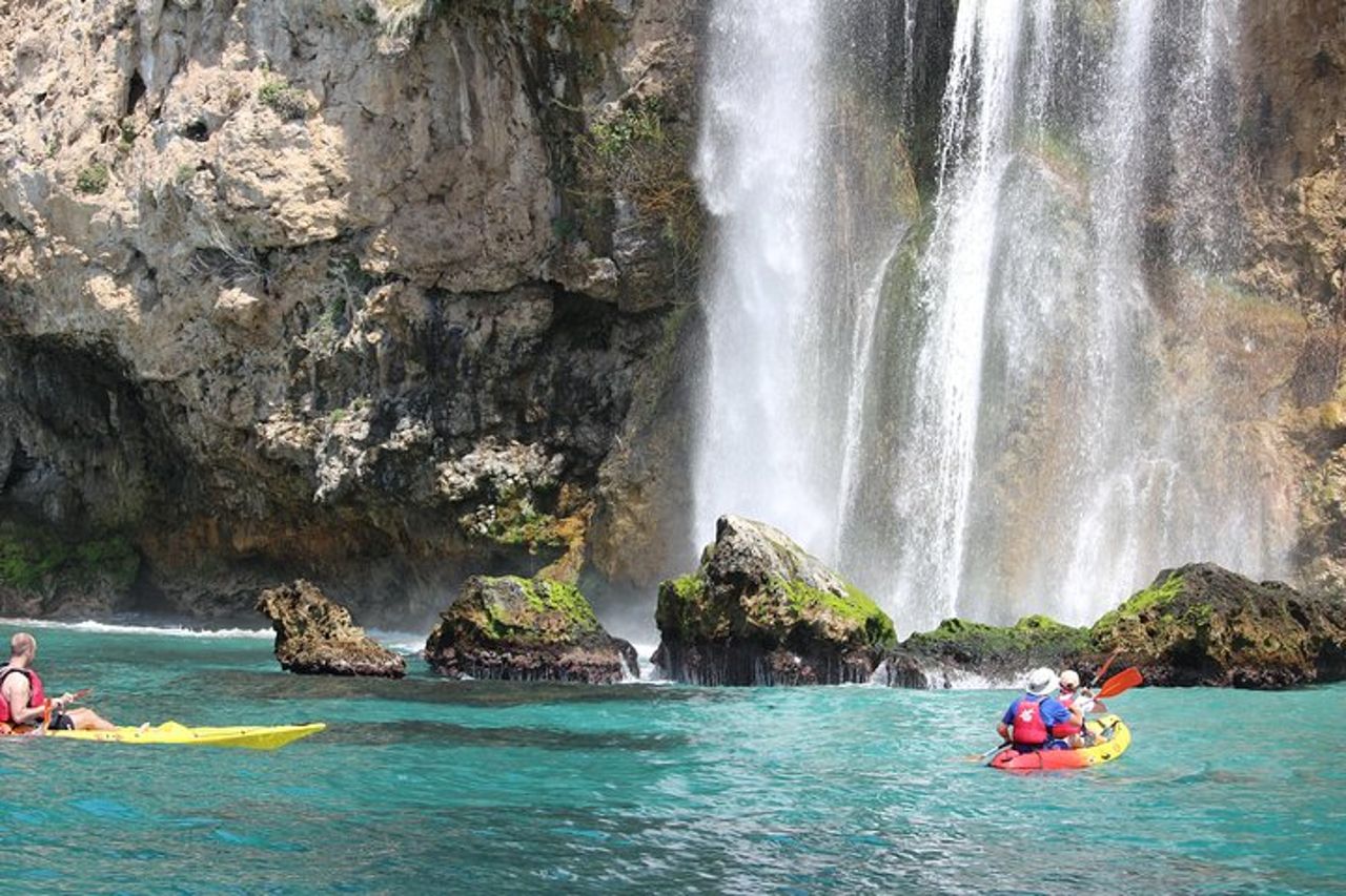 Itinerario Kayak Scogliere di Nerja e Maro - Cascada de Maro — 3
