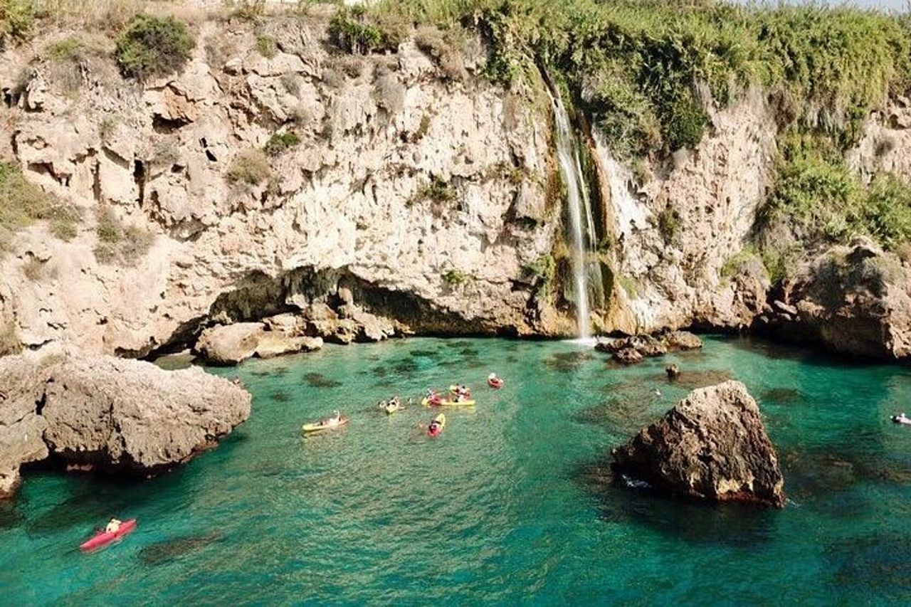 Itinerario Kayak Scogliere di Nerja e Maro - Cascada de Maro — 6