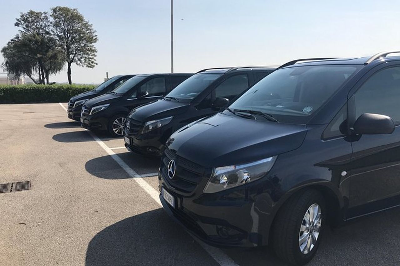 Trasferimento privato da Napoli alla Costiera Amalfitana scegli la tua destinazione! — 6