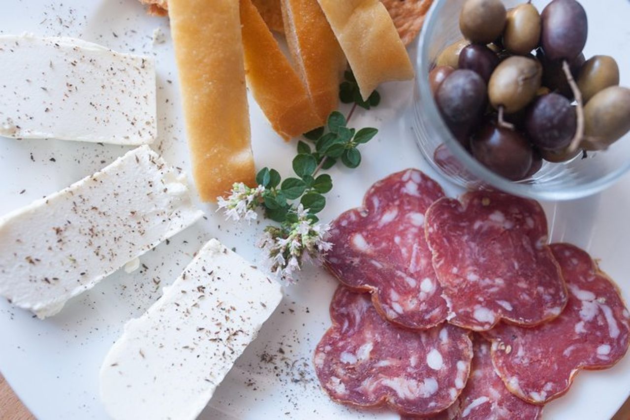 Alba in 3 Wines: degustazione di vini esclusivi con abbinamento di esperti e cibo — 7