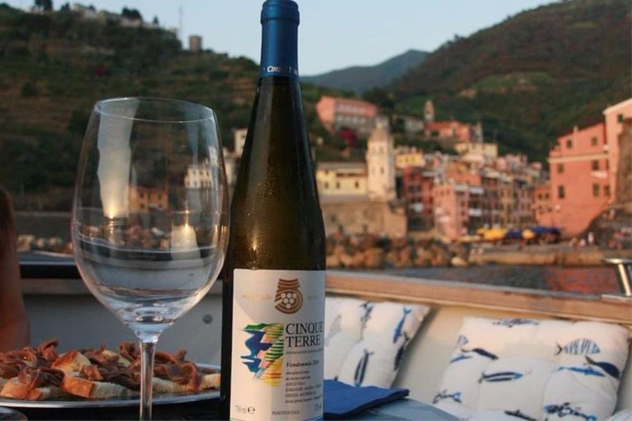 Sogni al tramonto alle Cinque Terre : crociera, nuoto e cena — 4