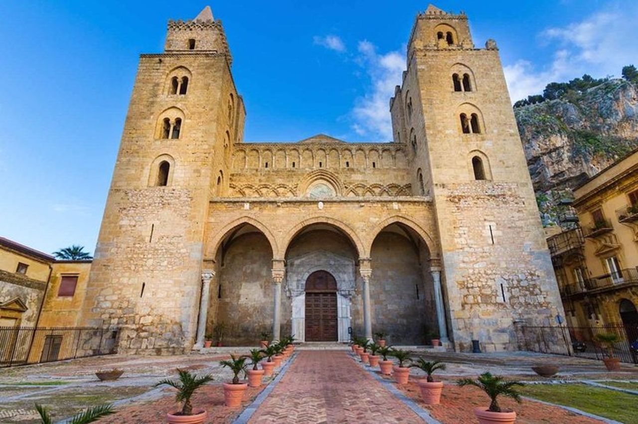 Transfer Privato dall'Aeroporto di Palermo al Tuo Hotel a Cefalù — 5