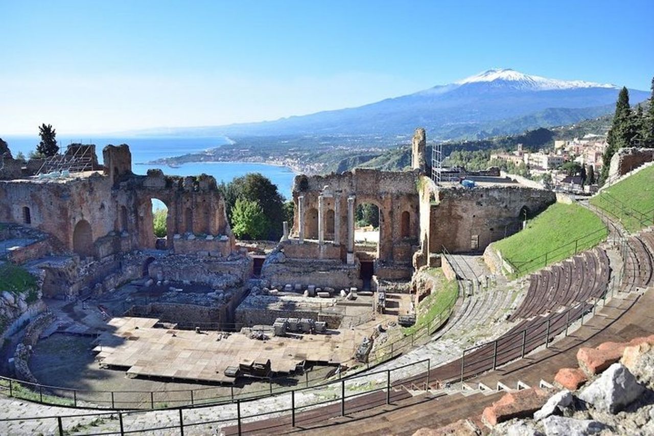 Gita di un giorno dal porto di Messina all'Etna e Taormina — 4