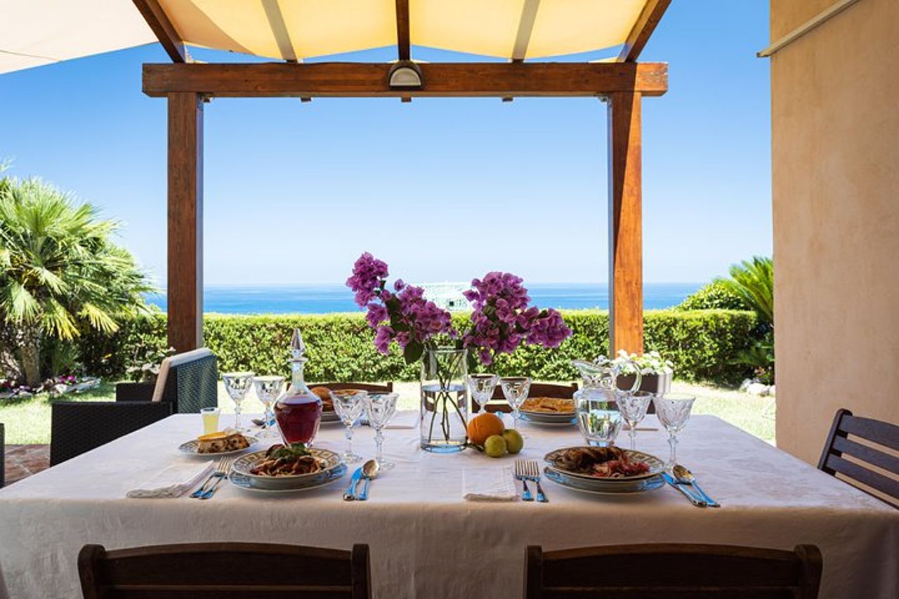Pranzo o cena e demo di cucina in una casa locale a Cefalù — 4