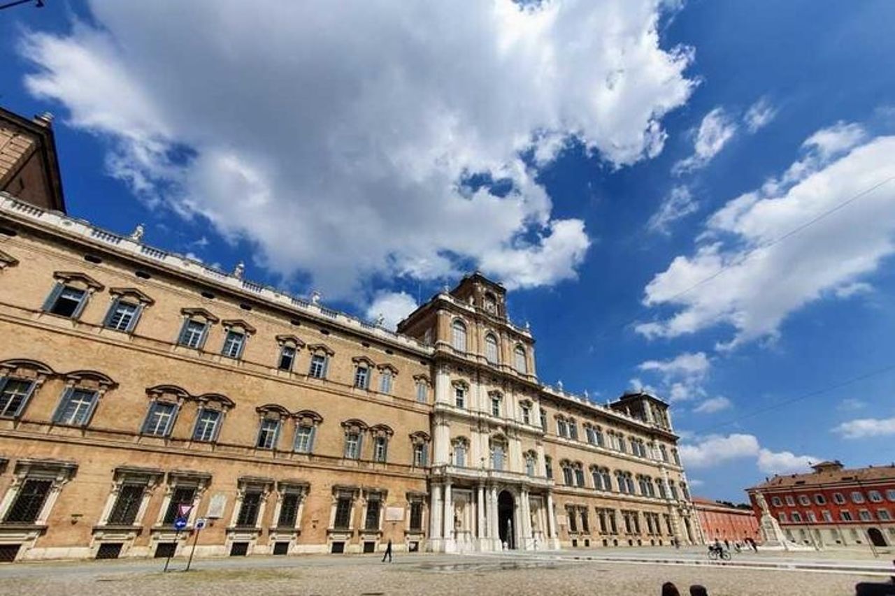 Tour della città di Modena Tour a piedi nel centro storico — 5