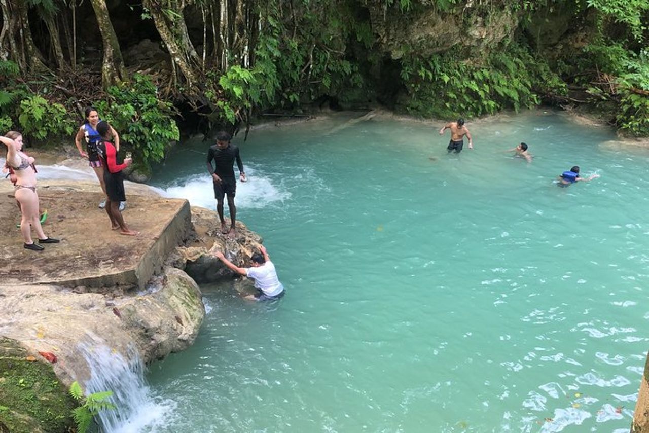 Personalizza il tour di un giorno a Ochi (equitazione, rafting, buco blu, fiume Dunns) — 9