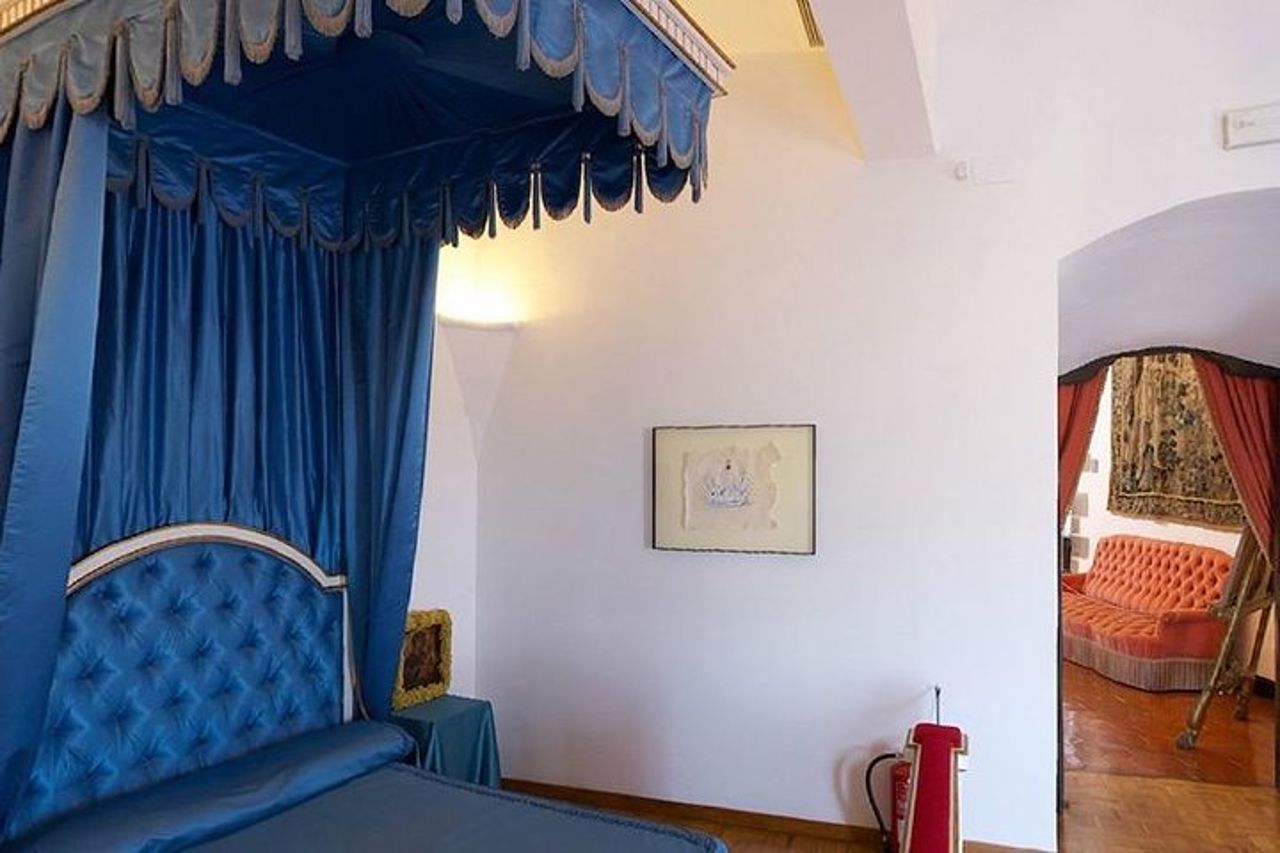 Museo privato di Dalí e tour del castello di Gala + pranzo locale autentico — 8