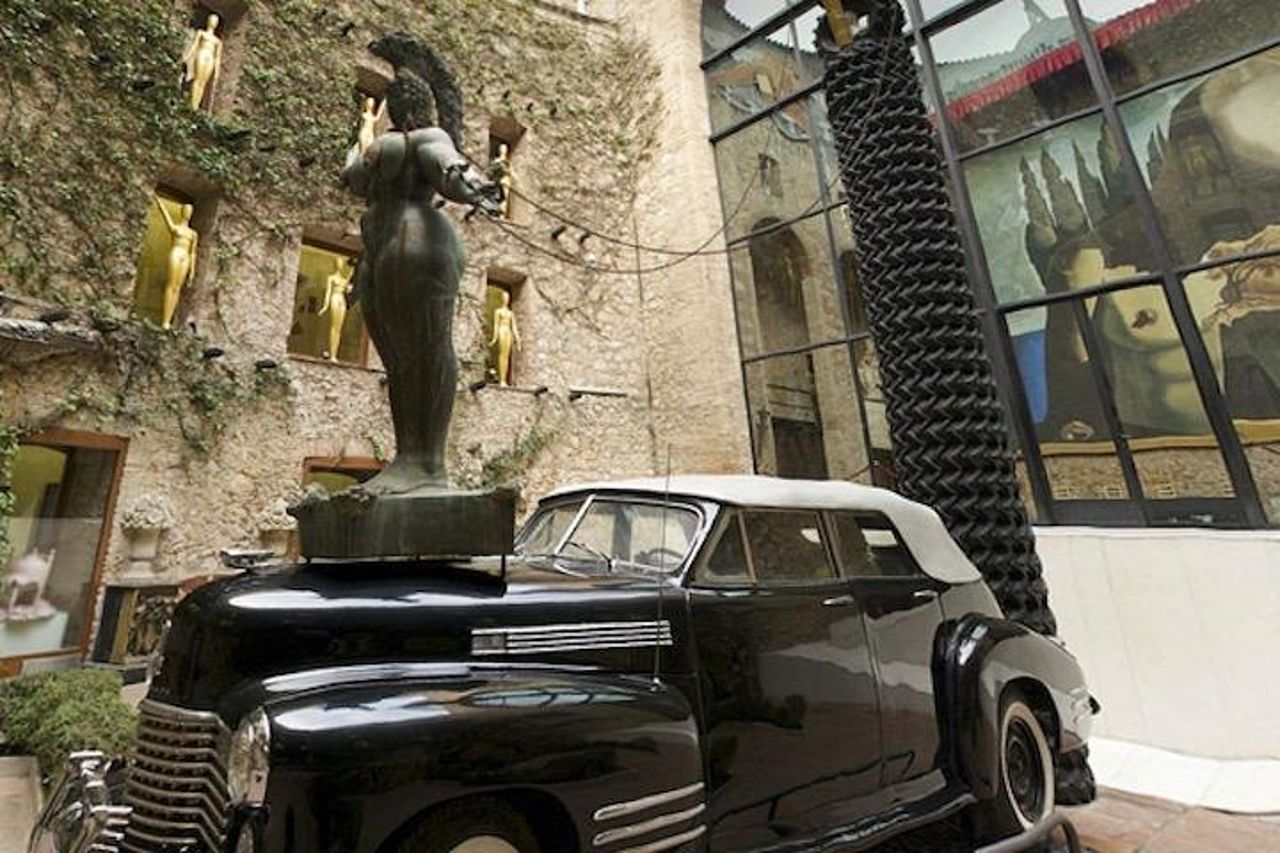 Museo privato di Dalí e tour del castello di Gala + pranzo locale autentico — 4