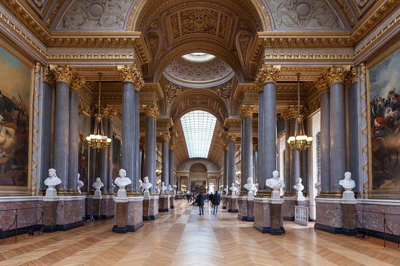 Reggia di Versailles e giardini. Tour privato VIP con guida + autista — 4