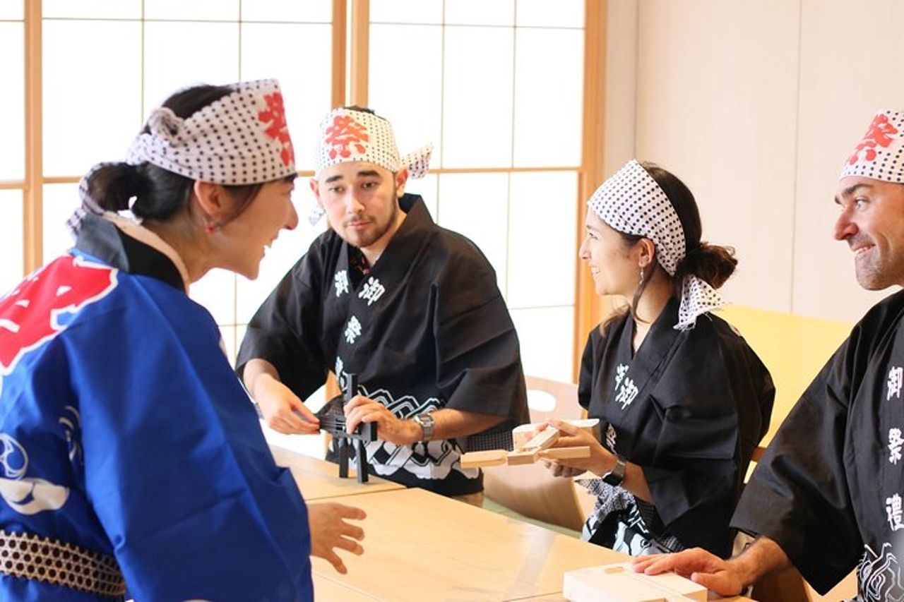 Facile per tutti! Ora puoi giocare a mini shamisen fatti a mano e sfoggiare a tutti! Strumenti musicali, dolci e musica dal vivo — 2