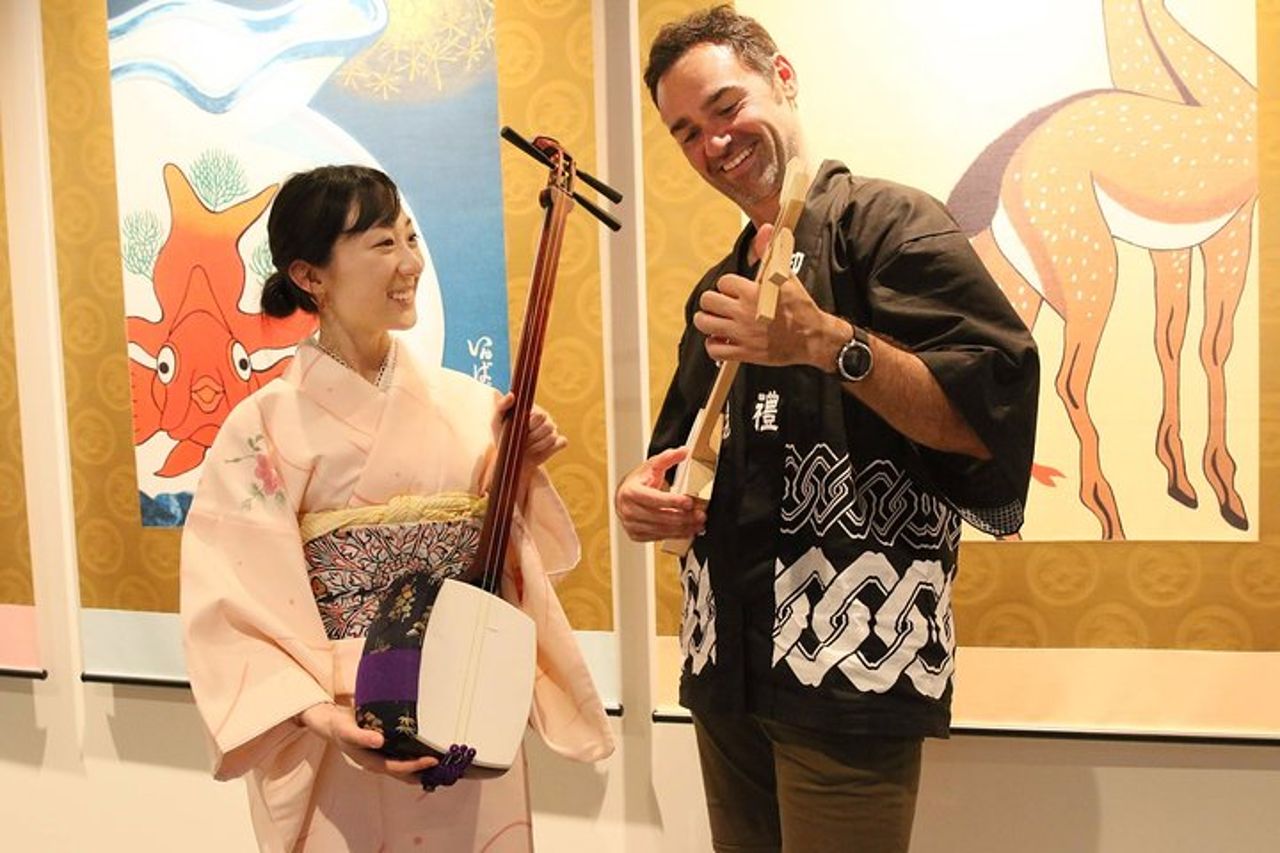 Facile per tutti! Ora puoi giocare a mini shamisen fatti a mano e sfoggiare a tutti! Strumenti musicali, dolci e musica dal vivo — 5