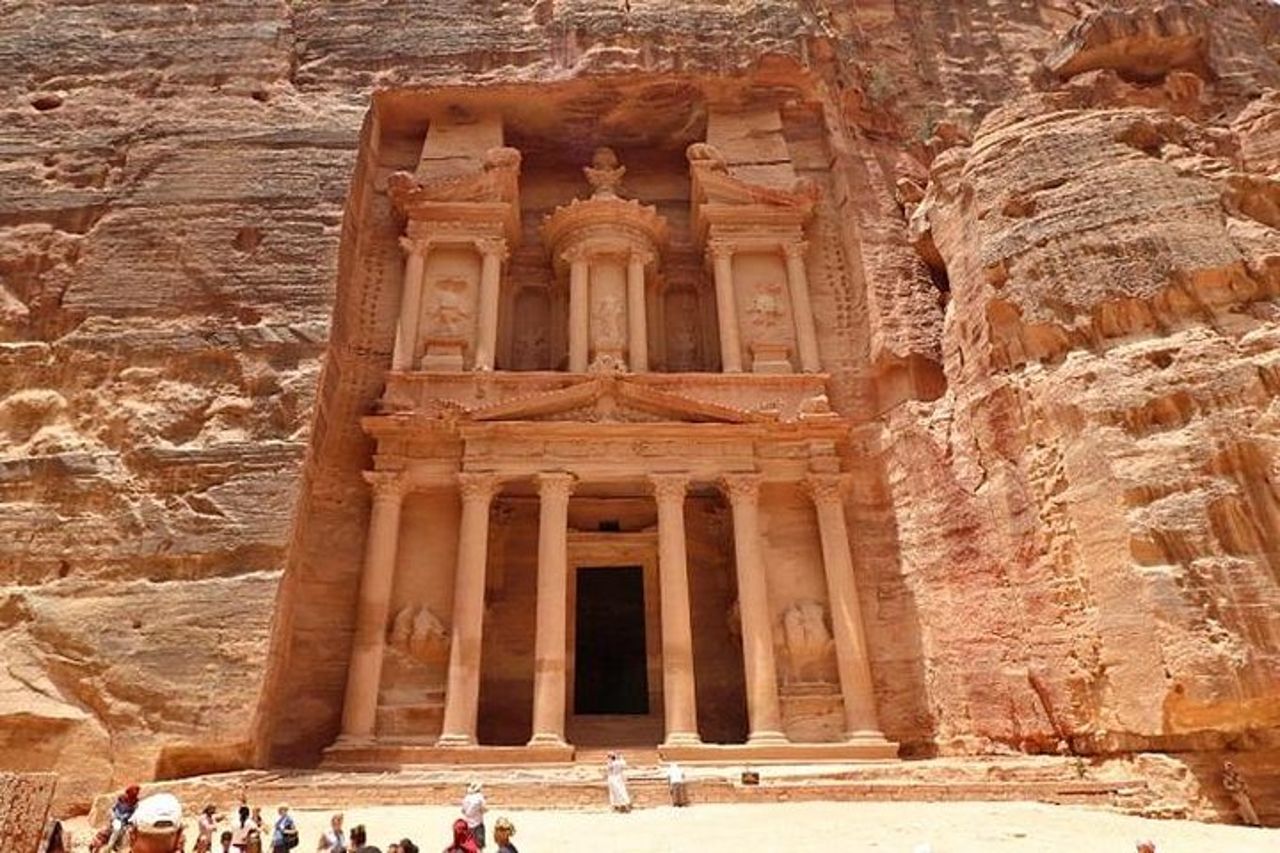 Gita di un giorno a Petra dalla città di Aqaba — 2