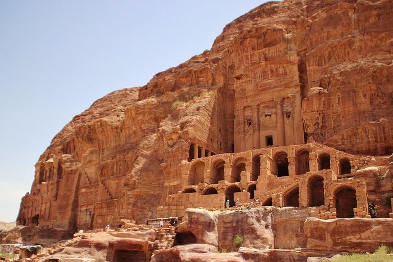 Escursione a terra di un'intera giornata a Petra dal porto di Aqaba — 2
