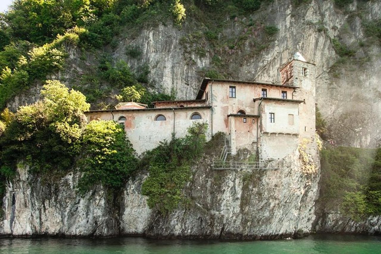Crociera privata sul Lago Maggiore, Isola Bella e aperitivo a bordo — 3