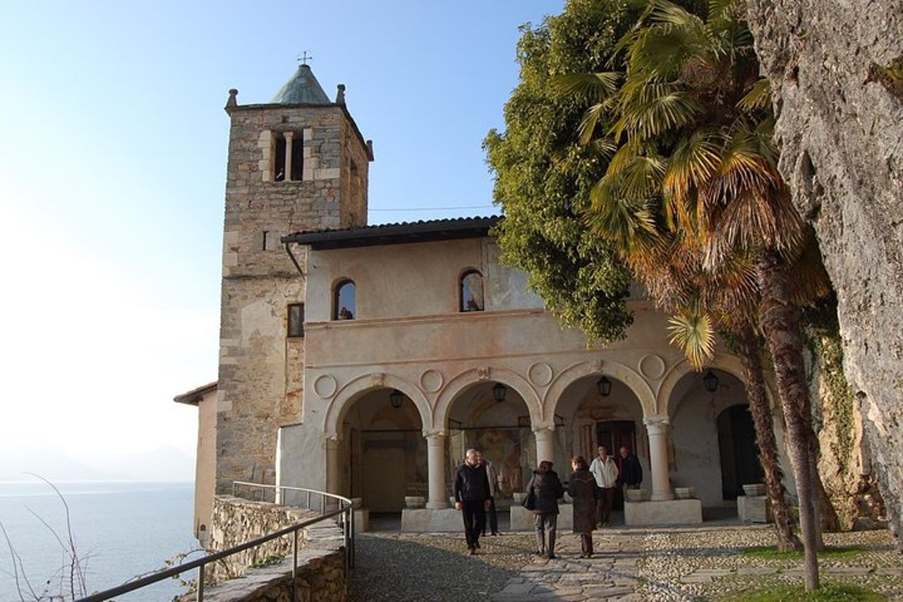 Crociera privata sul Lago Maggiore, Isola Bella e aperitivo a bordo — 5