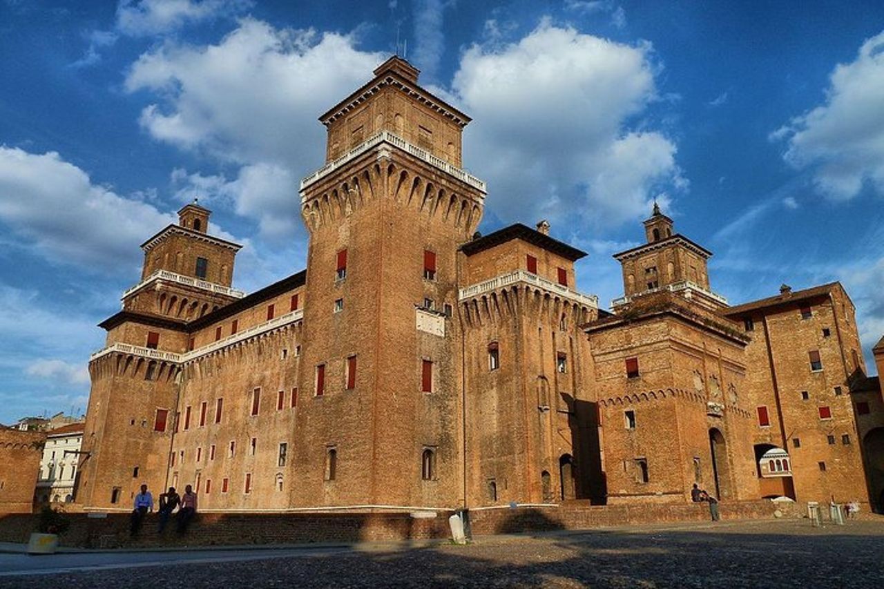 CSTRents - Tour autorizzato Segway PT di Ferrara — 2