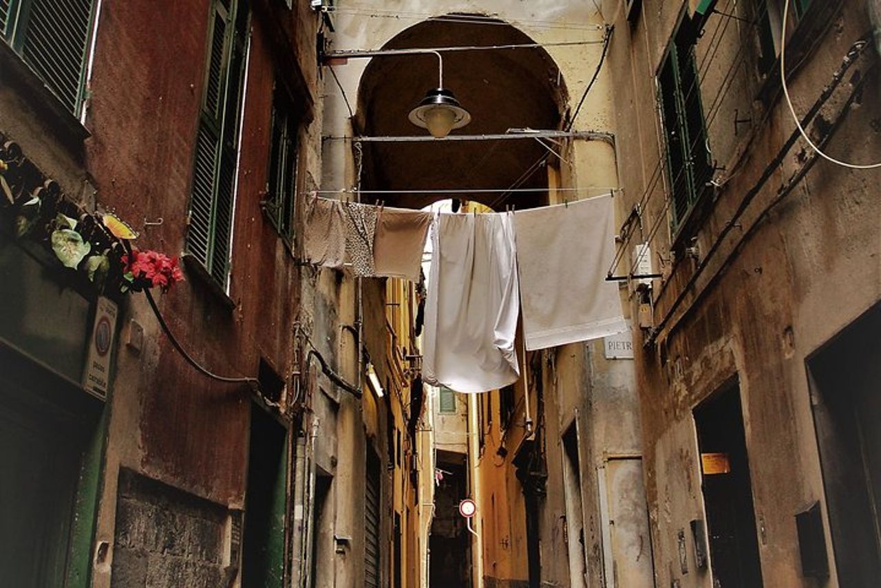 Scopri i segreti di Genova col cantastorie! — 5
