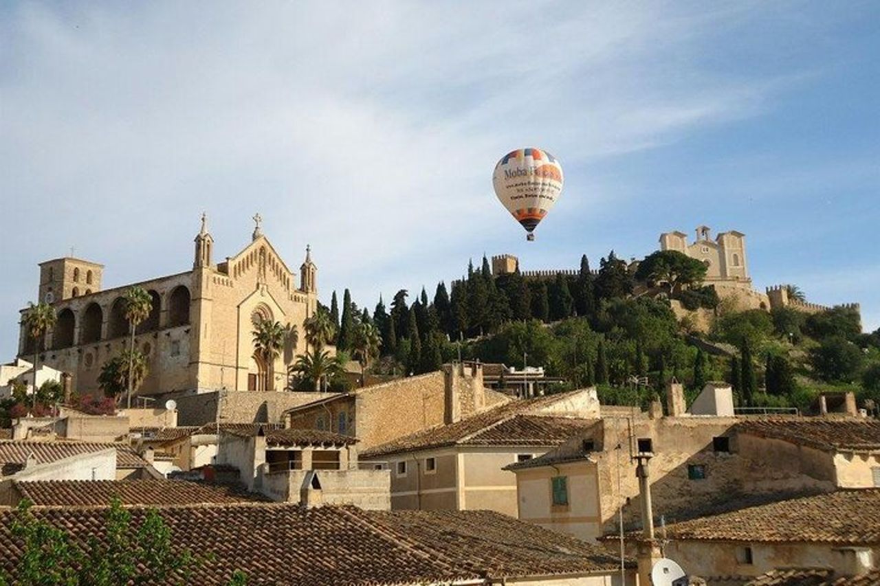 Esperienza di alba e tramonto Giro in mongolfiera Maiorca — 7