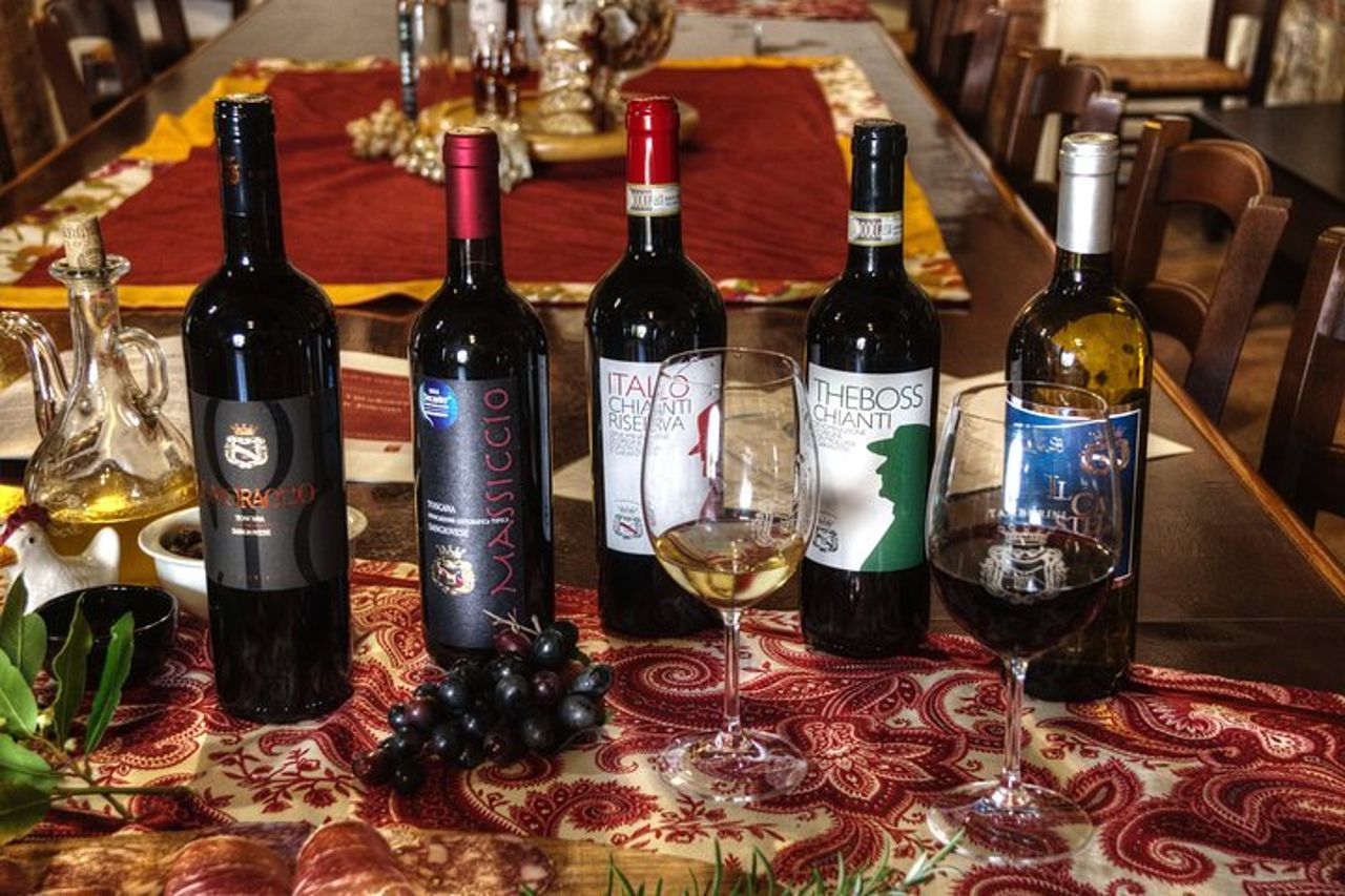 Esperienza di tour enologico presso Agricola Tamburini — 5