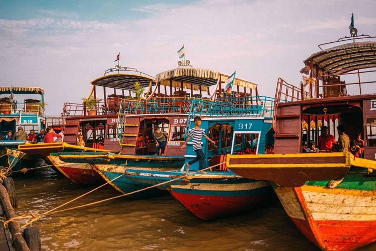 Crociera al tramonto sul lago Tonle Sap da Siem Reap — 3