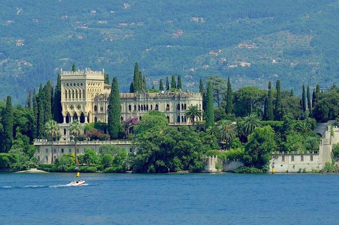 Il miglior tour privato sul Lago di Garda, tra Salò e Gardone — 2