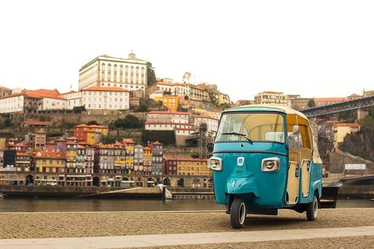 Tour privato di mezza giornata in tuk tuk di Porto — 4