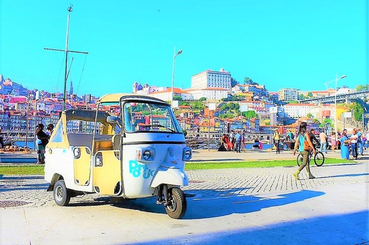 Tour privato di mezza giornata in tuk tuk di Porto — 8