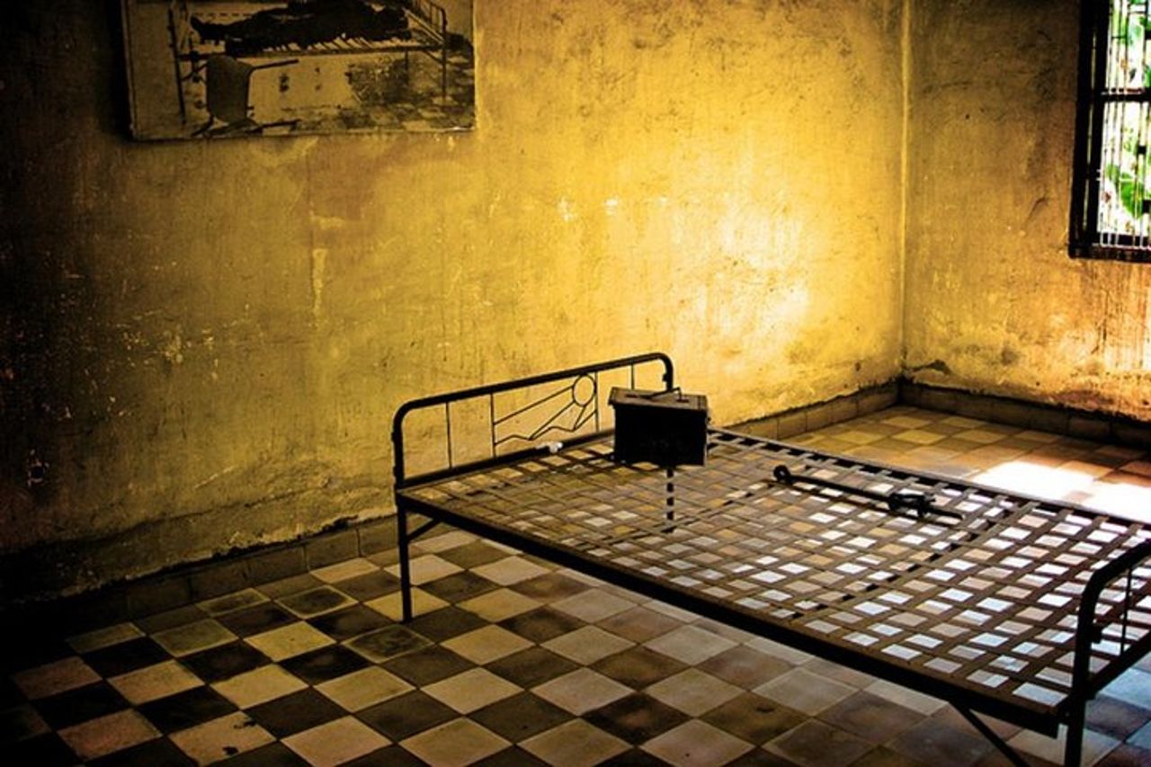 Tour della città di Phnom Penh, Pagoda d'argento, Museo del genocidio, Killing Fields — 5