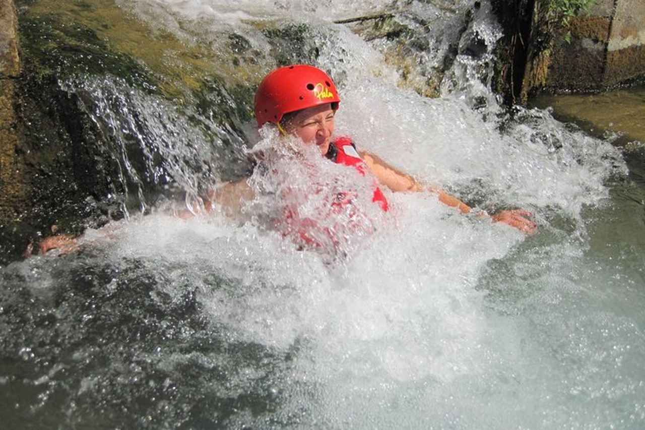 Esperienza di Rafting nei Fiumi Nera o Corno in Umbria vicino Spoleto — 3