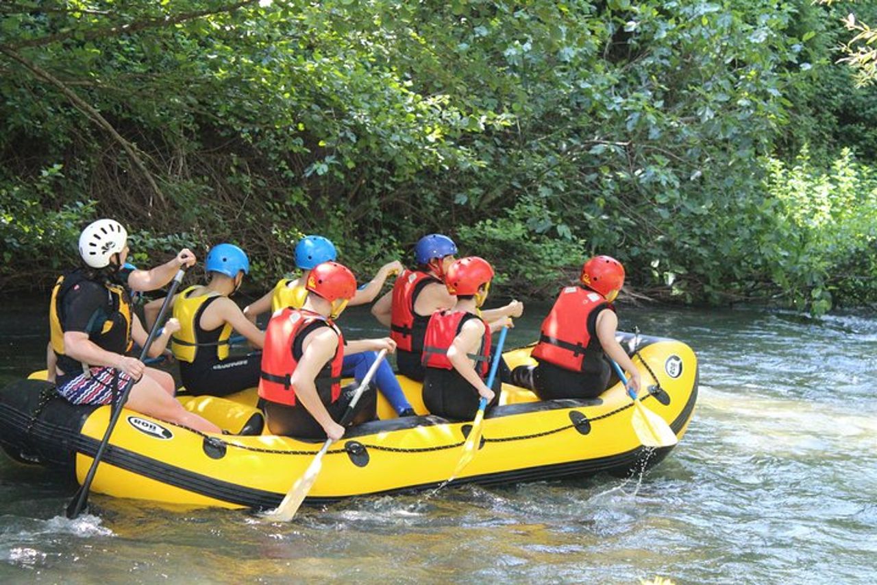 Esperienza di Rafting nei Fiumi Nera o Corno in Umbria vicino Spoleto — 9