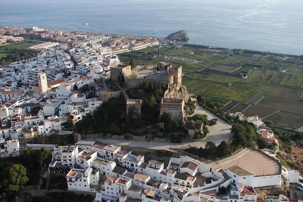 Grotte di Nerja, gita di un giorno sulla costa tropicale da Granada con pranzo opt — 5