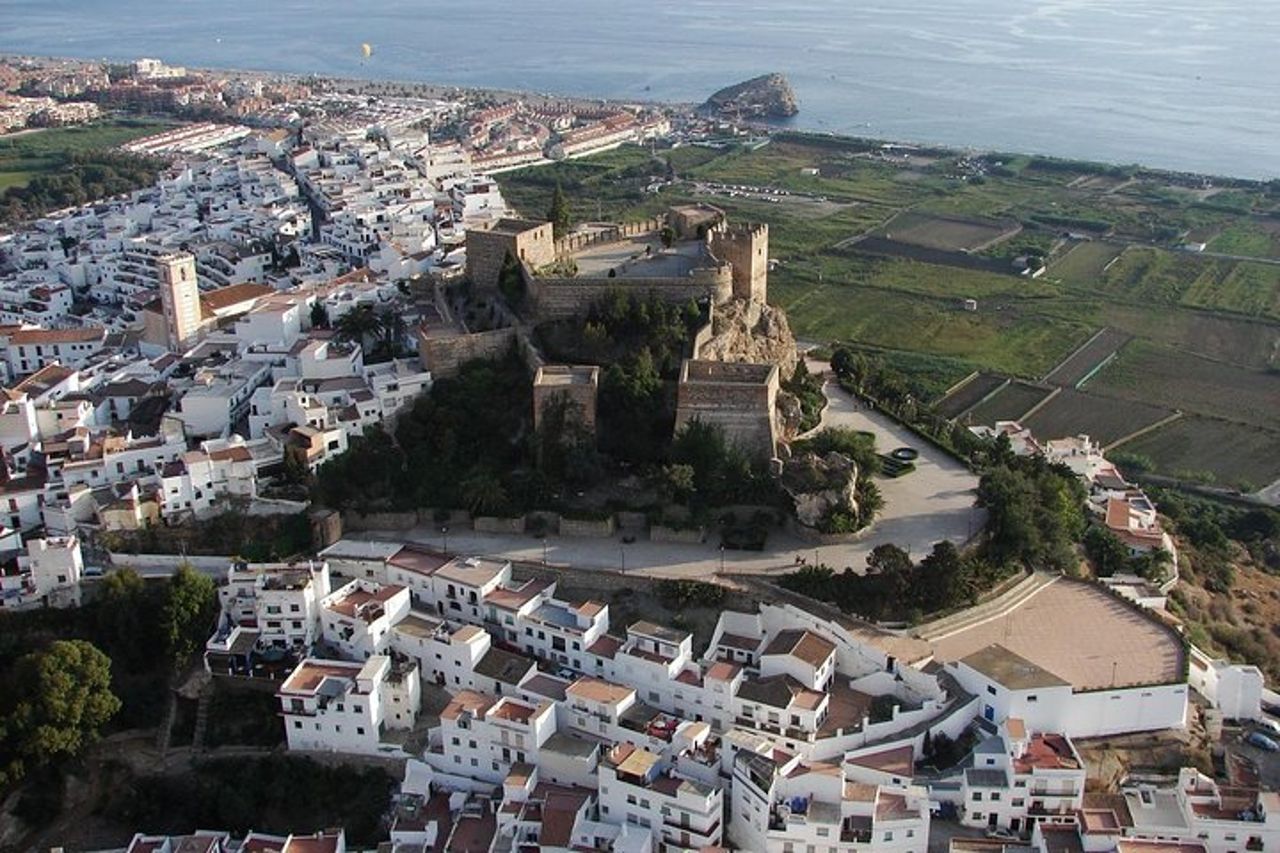 Grotte di Nerja con tour privato della costa tropicale da Granada — 5