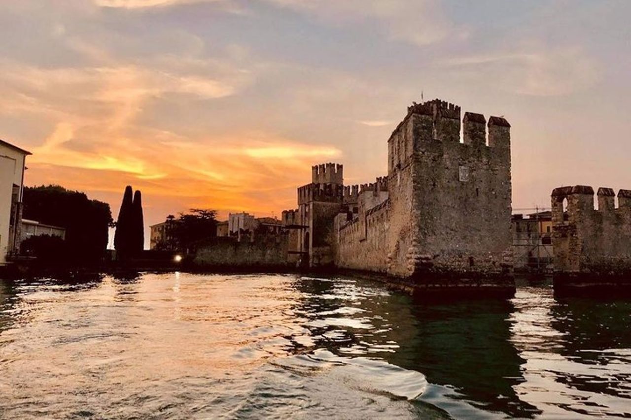 Crociera al Tramonto sul lago di Garda da Sirmione con Prosecco — 8