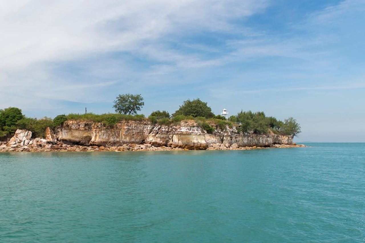 Darwin Harbour Bombing of Darwin Cruise — 5