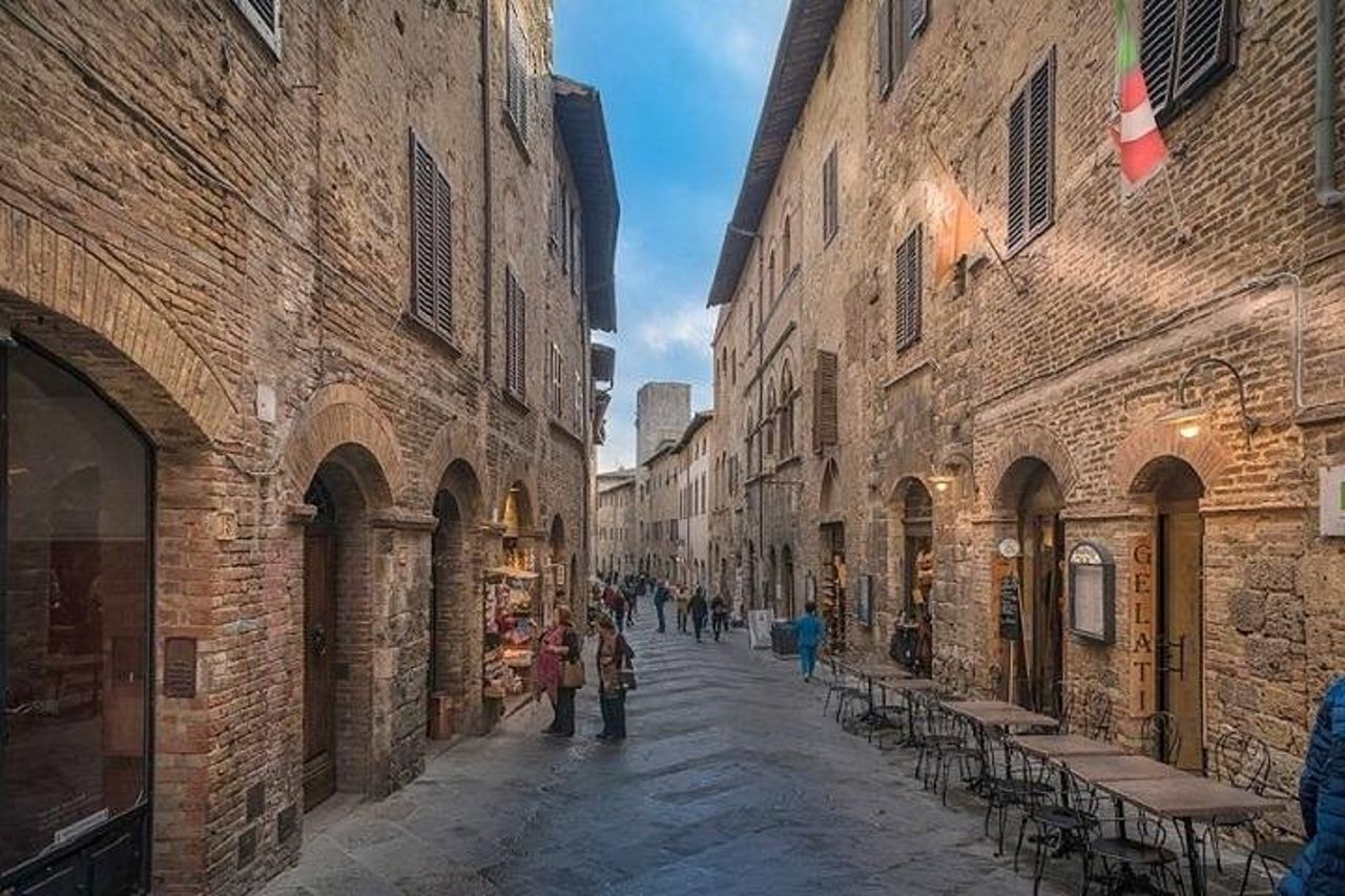 Siena, San Gimignano e Chianti Vino Piccolo Gruppo da Montecatini Terme — 7
