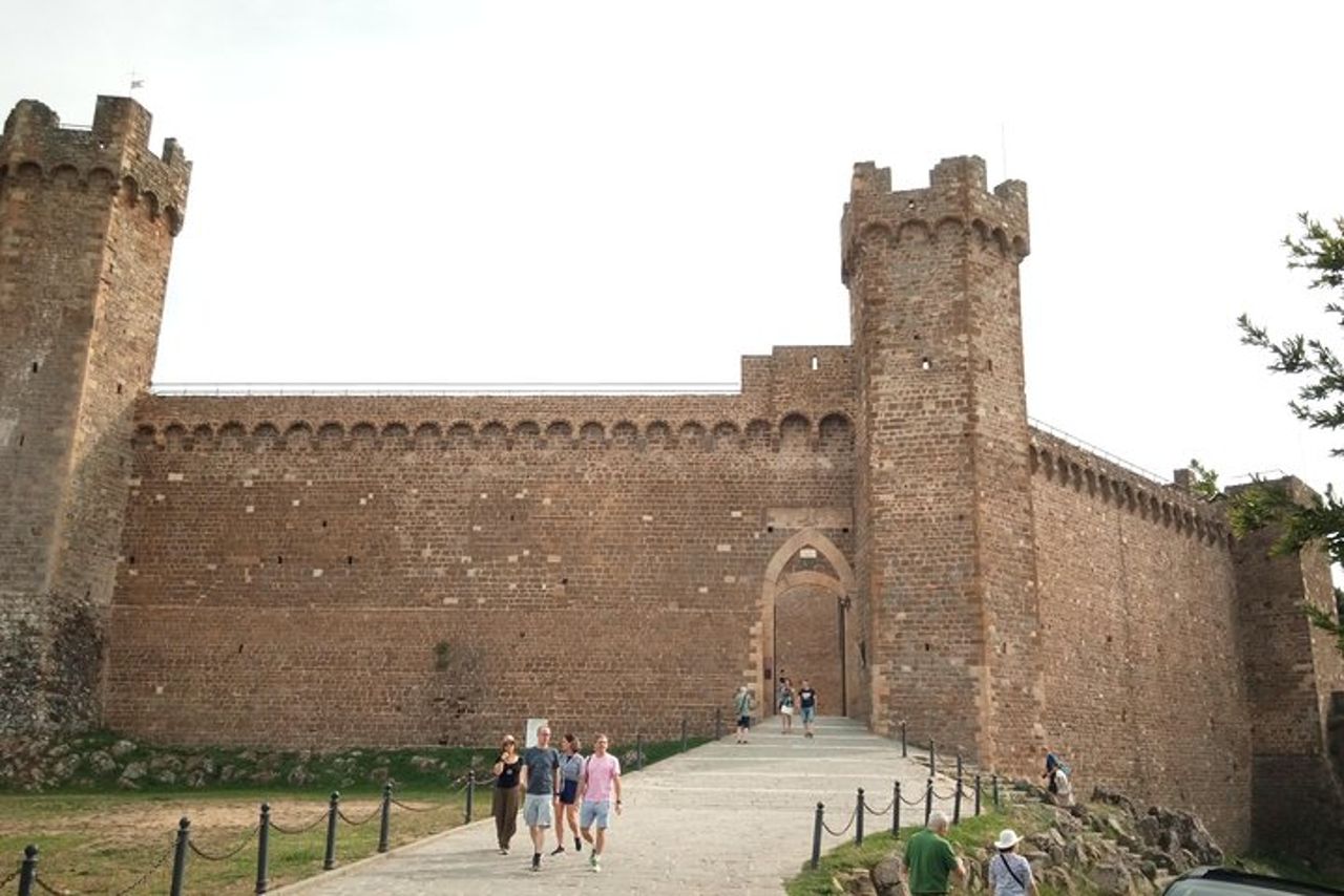 Escursione a Montalcino e Pienza in Toscana Wine & Cheese Shore dal porto di Civitavecchia — 9