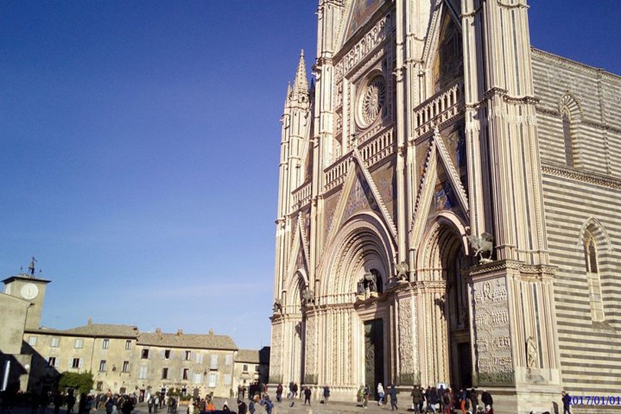 Orvieto e Civita di Bagnoregio Escursione a terra dal porto di Civitavecchia — 8