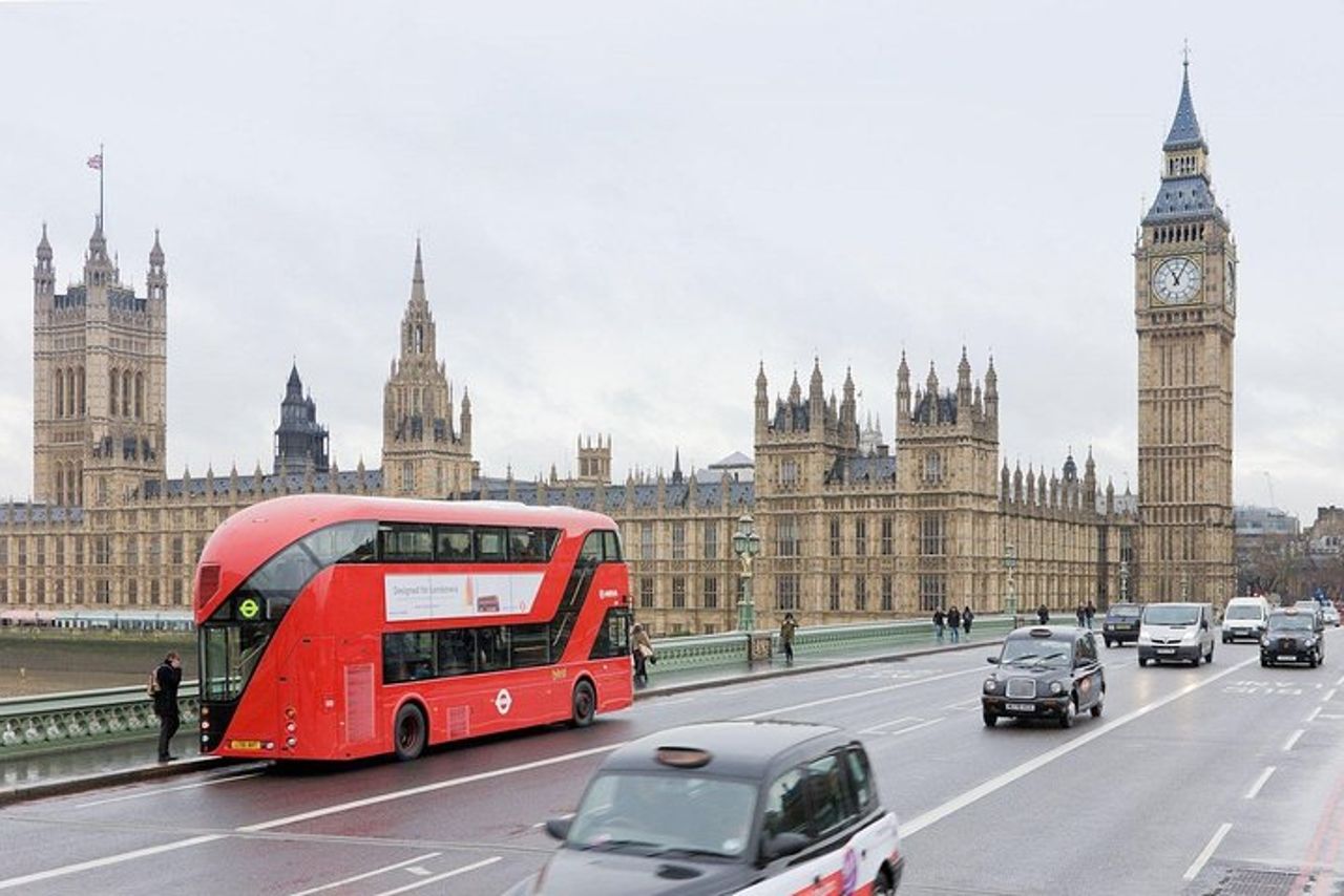 Trasferimento di partenza: dagli hotel di Londra alle stazioni ferroviarie di Londra — 6
