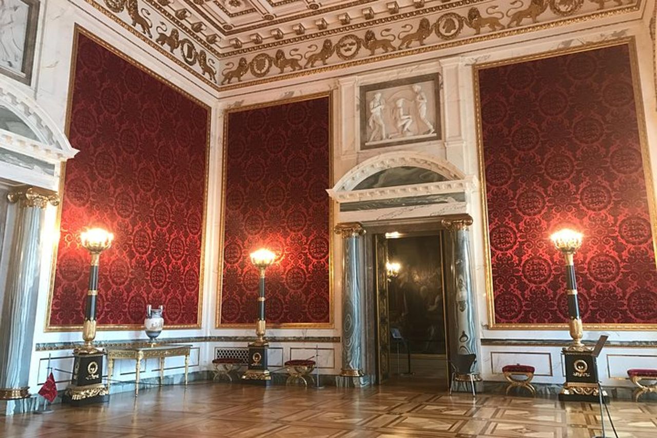 tour a piedi - Copenaghen e Christiansborg 3 ore — 9