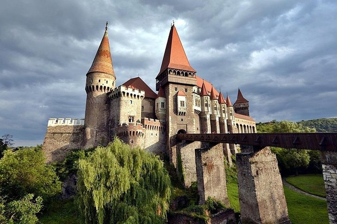 Vampiro di 3 giorni in Transilvania in partenza da Cluj Napoca, incluso il rituale dell'uccisione di un morto vivente